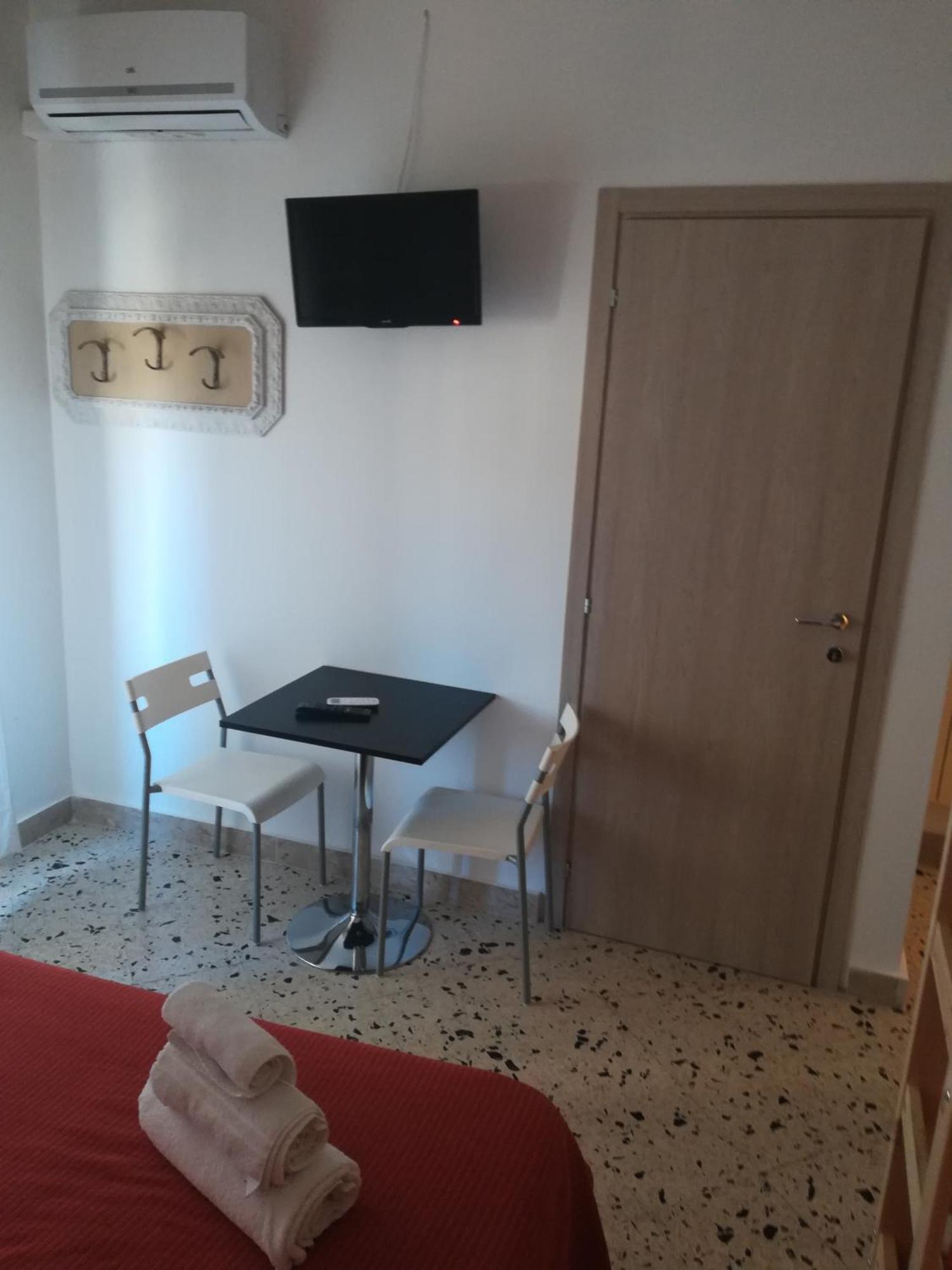 Antadia Hotell Palermo Exteriör bild