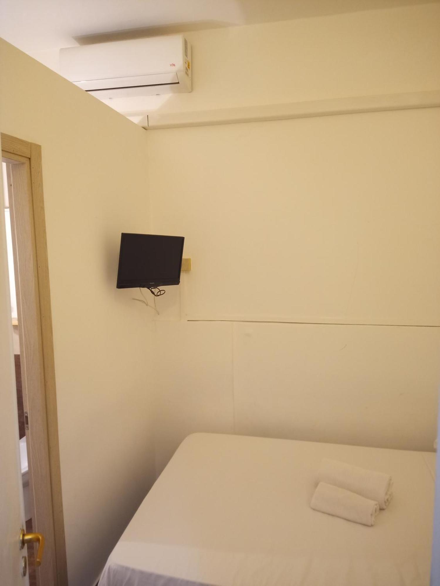 Antadia Hotell Palermo Exteriör bild
